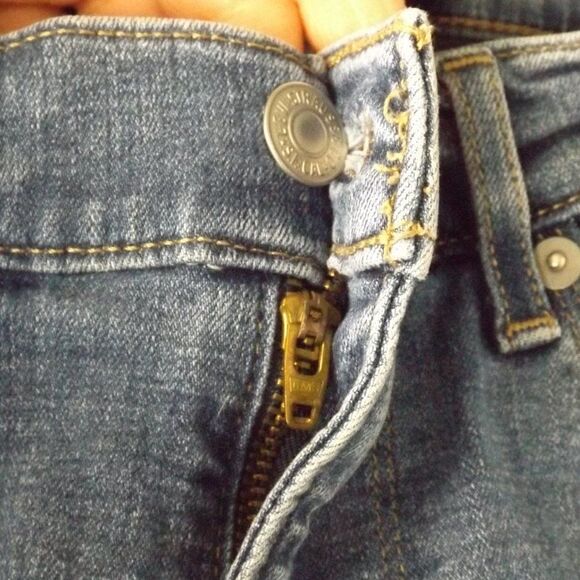 LEVI'S Jeans, 30, Classic Straight, Zipper fly, 5 pockets, Blue, Cotton Blend - Picture 10 of 14